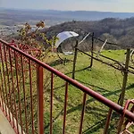 Di Montagna In Pietra -