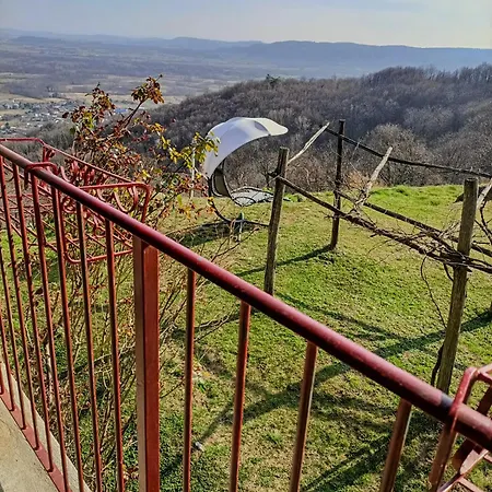 Di Montagna In Pietra -